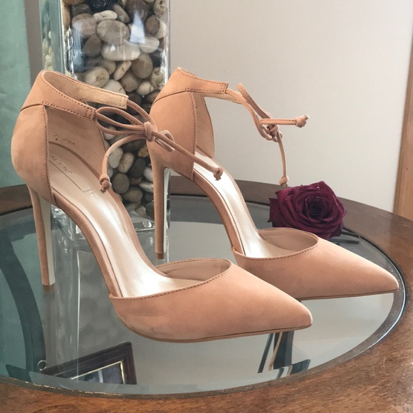 Aldo Shoes - 🌼Aldo Pointy Heels🌼